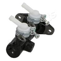 Главный тормозной цилиндр Mitsubishi L300