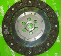 Self-adjusting clutch kit