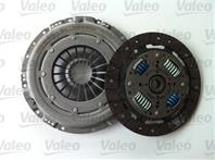 Self-adjusting clutch kit for rigid flywheel