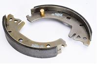 Барабанные тормозные колодки задние C0S001ABE от производителя ABE Барабанные тормозные колодки задние C0S001ABE от производителя ABE