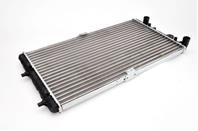 Радиатор двигателя (manualna) seat cordoba  cordoba vario  ibiza iii 